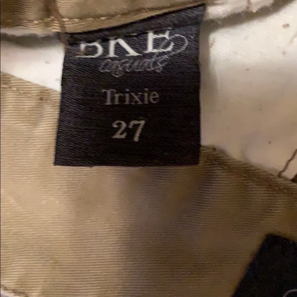 Bke Capris - image 5